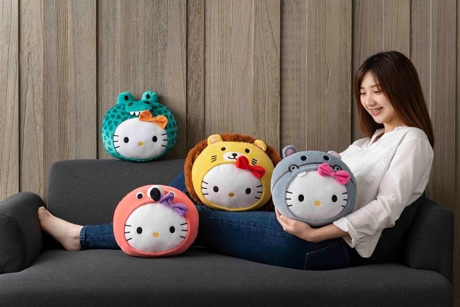 Mcdo hello sales kitty pillow 2019
