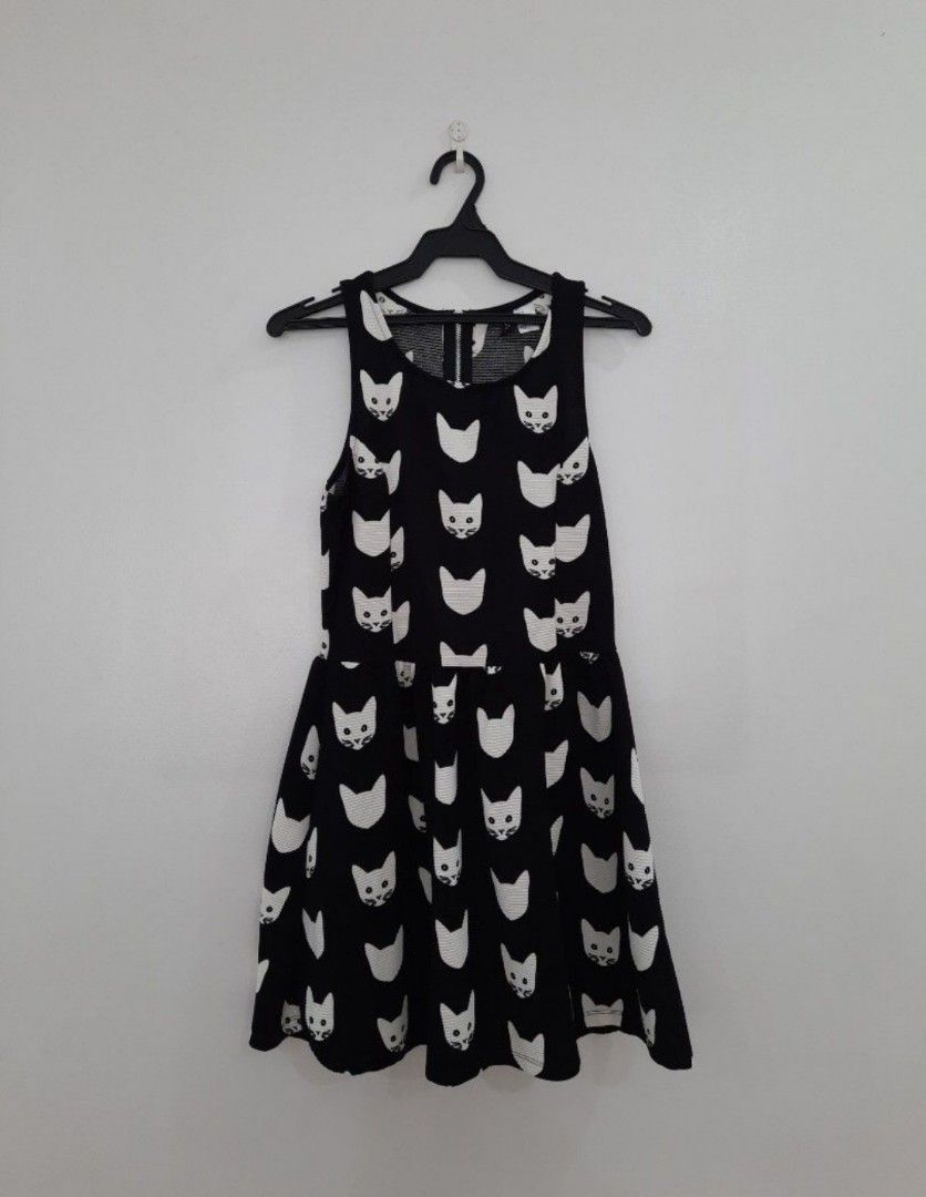 H&m cat dress sales