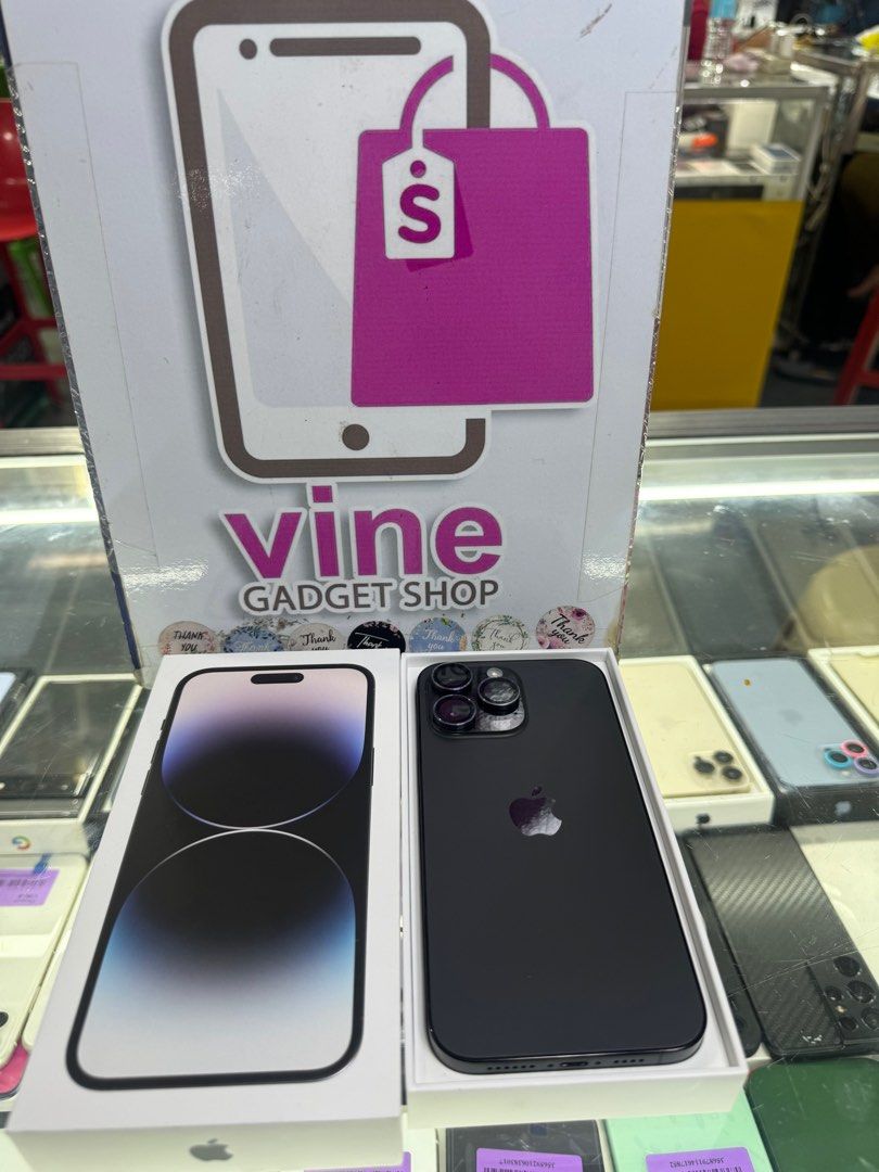iphone 14 pro max 128g smartlocked good as new (Category: iPhone 14 Series) located in Cainta. Submitted by vine_gadget_shop (Listing ID 1263155842, Image 1). Description: iphone 14 pro max 128gb smartlocked good as new complete package warranty until november 2023 pick up store greenhills shopping center we accept trade in we accept credit card installment we do cod and door to door we ship nationwide for fast transaction call 09277368323 look f