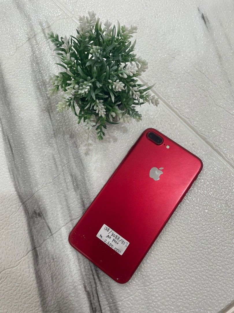 iPhone 7 Plus Red 128 GB au スマートフォン本体