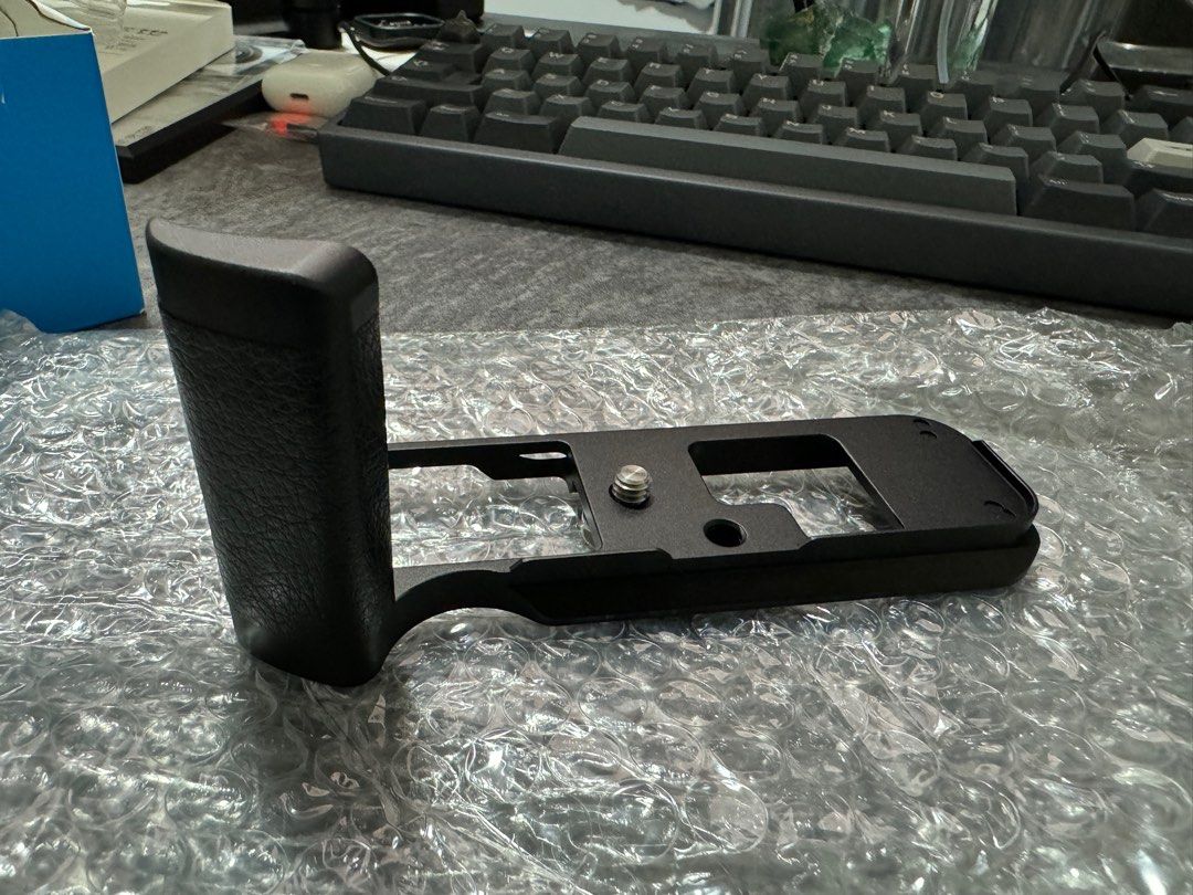 JJC X100V Grip, Photography, Cameras on Carousell