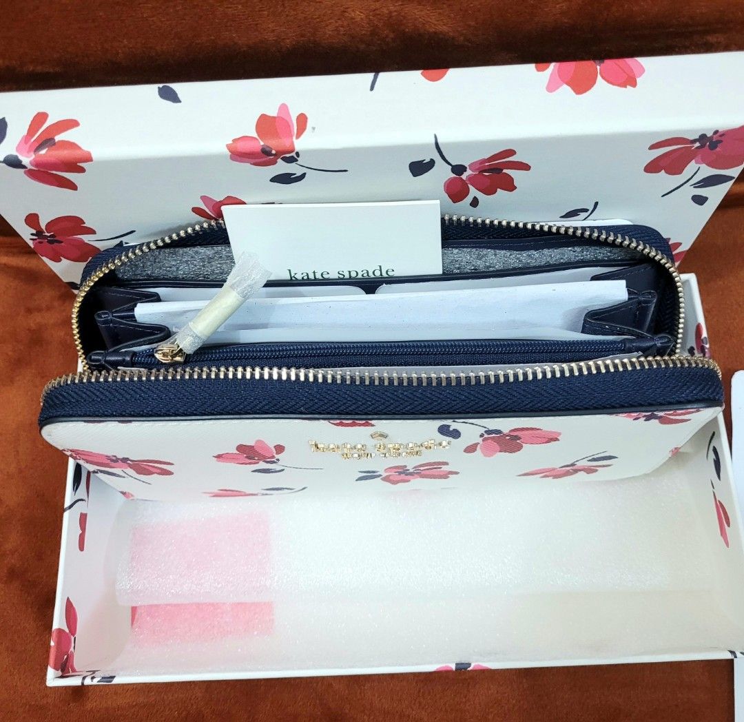 Staci tea garden toss boxed large continental wallet clearance