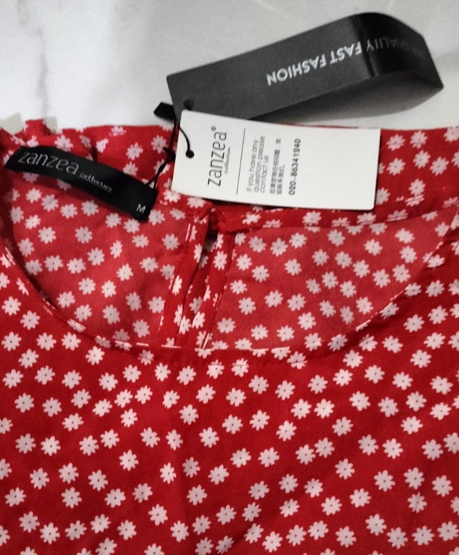 Ladies (Category: Dresses) located in Manila. Submitted by chicstuff88 (Listing ID 1263138470, Image 3). Description: 👉brand new 👉Size -medium 👉Happy carouselling😊❤️.