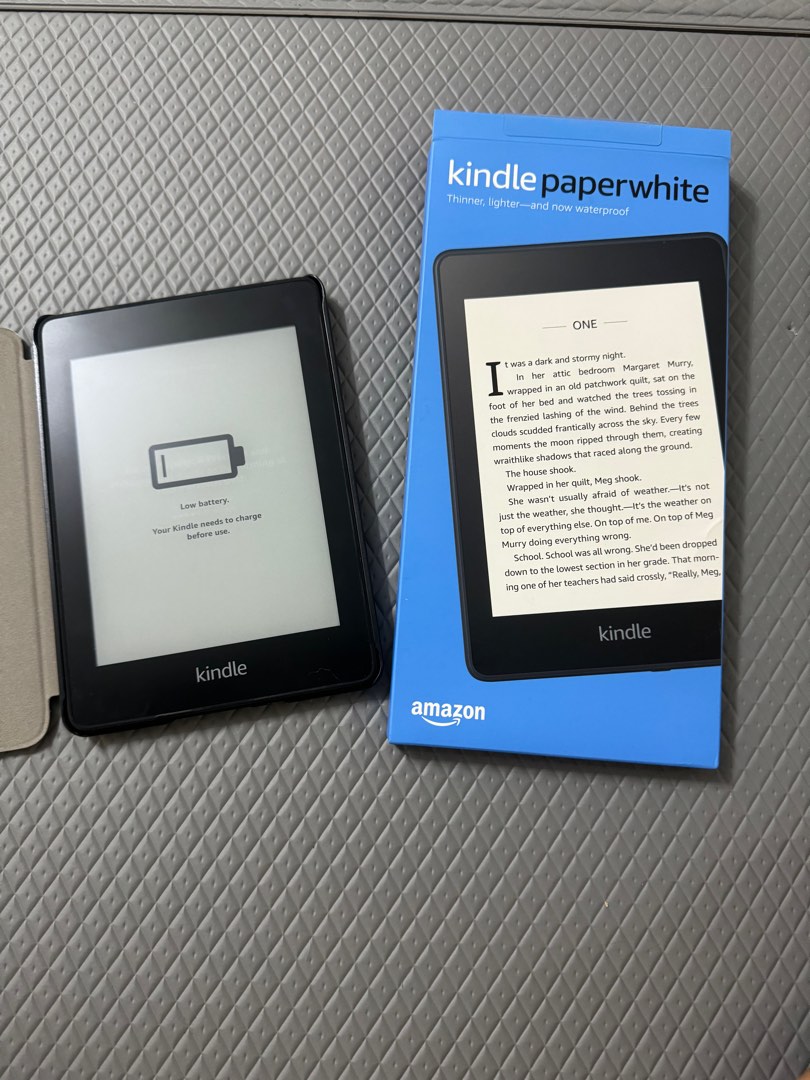 Like New Kindle Paperwhite 10th Gen 8GB Wifi, Mobile Phones & Gadgets