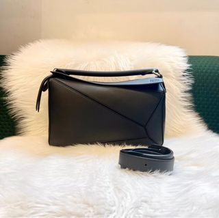 Shop Christian Dior Dior Travel Vanity case by sweetピヨ