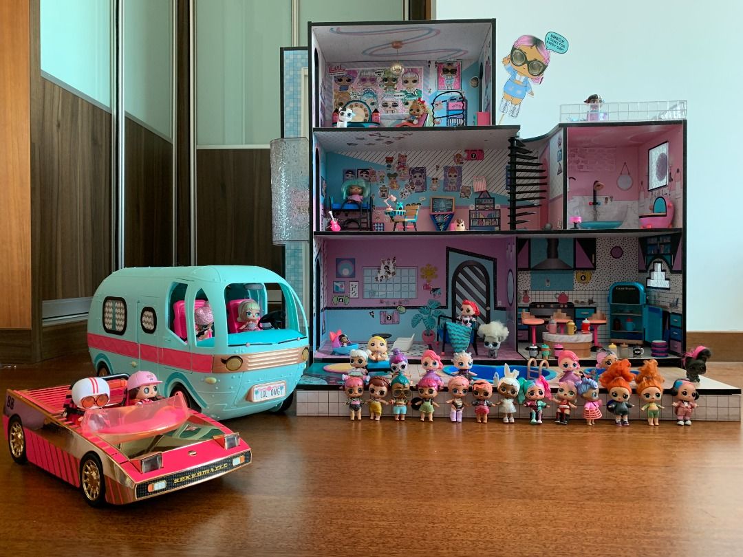 Lol surprise sale doll bus