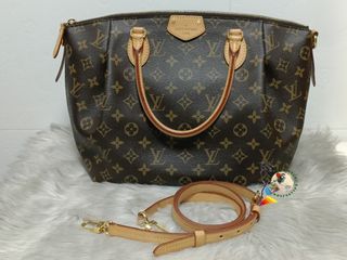 100% Louis Vuitton Turenne MM, Luxury, Bags & Wallets on Carousell