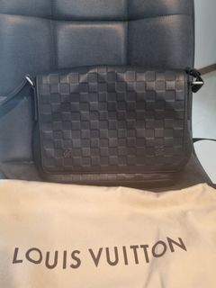Auth Louis Vuitton Monogram Shadow Chalk Sling Bag M44633
