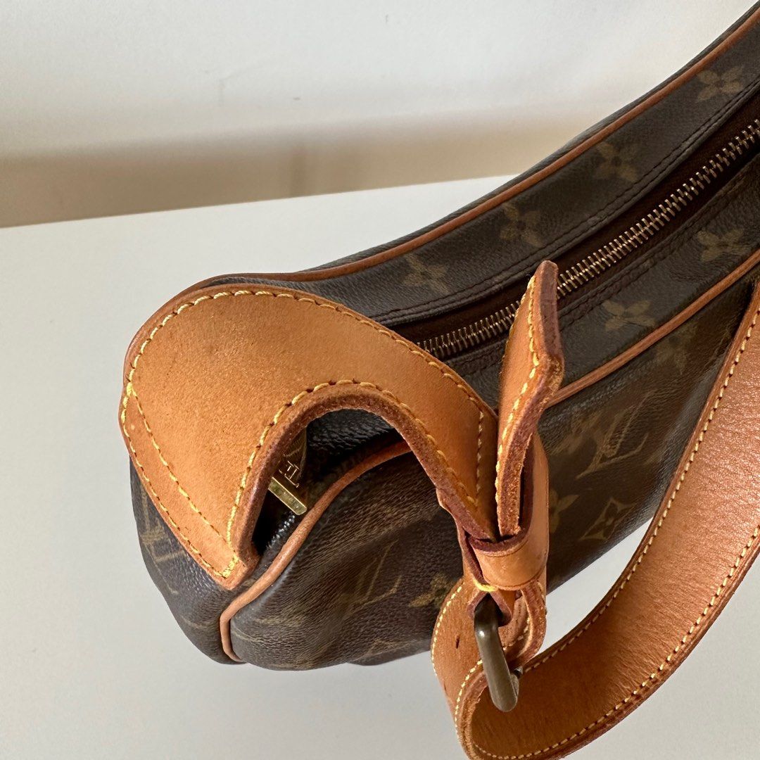 Louis Vuitton Monogram Canvas Shoulder Strap in Brown