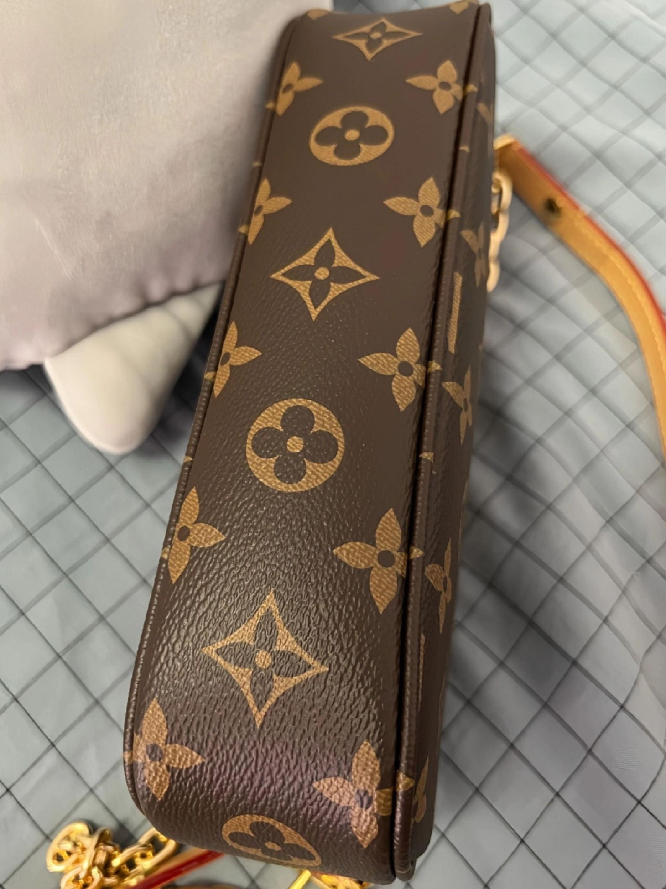 LV ivy, Luxury, Bags & Wallets on Carousell