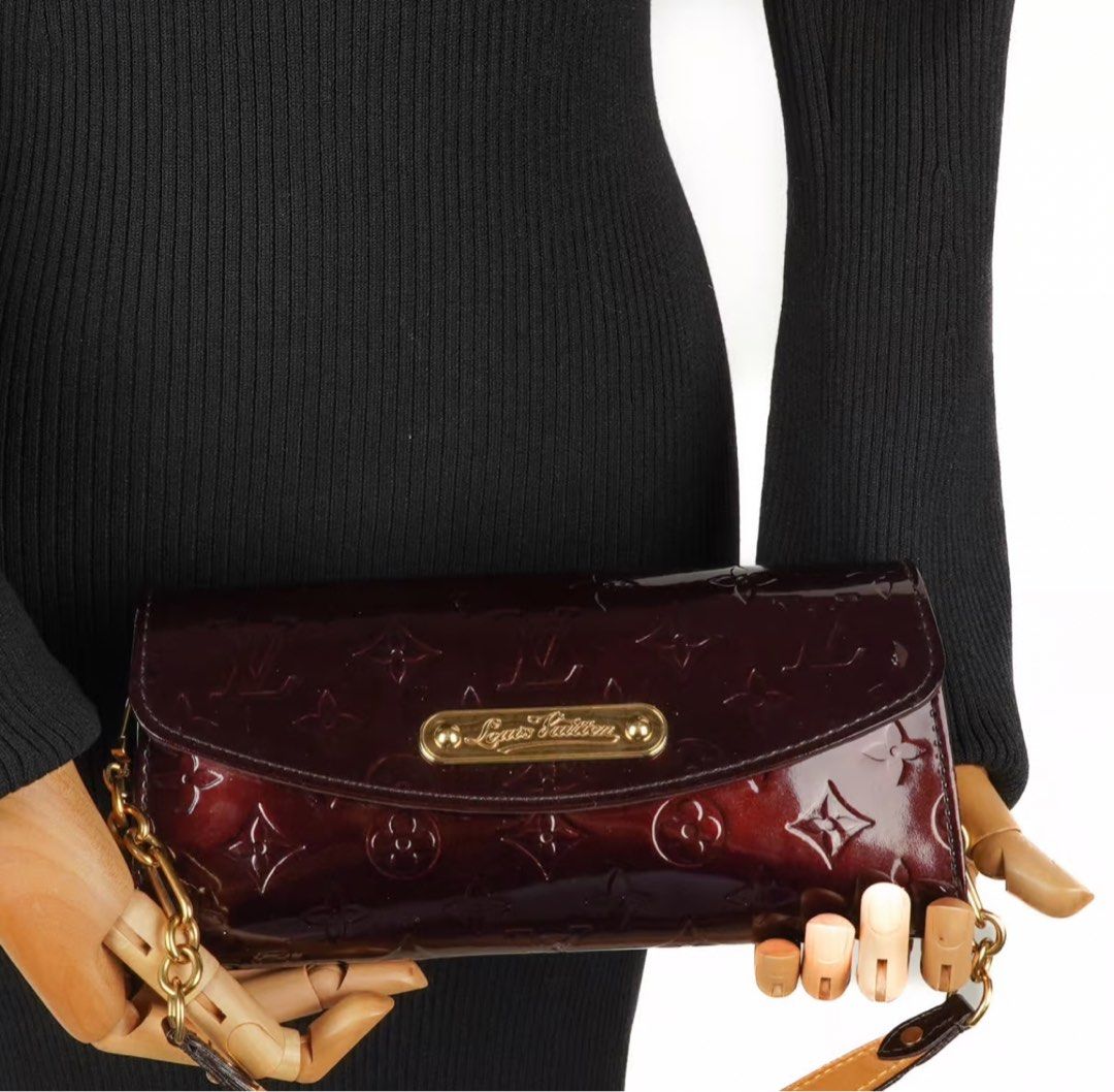 Louis Vuitton - Authenticated Sunset Boulevard Handbag - Patent Leather Burgundy Plain for Women, Very Good Condition