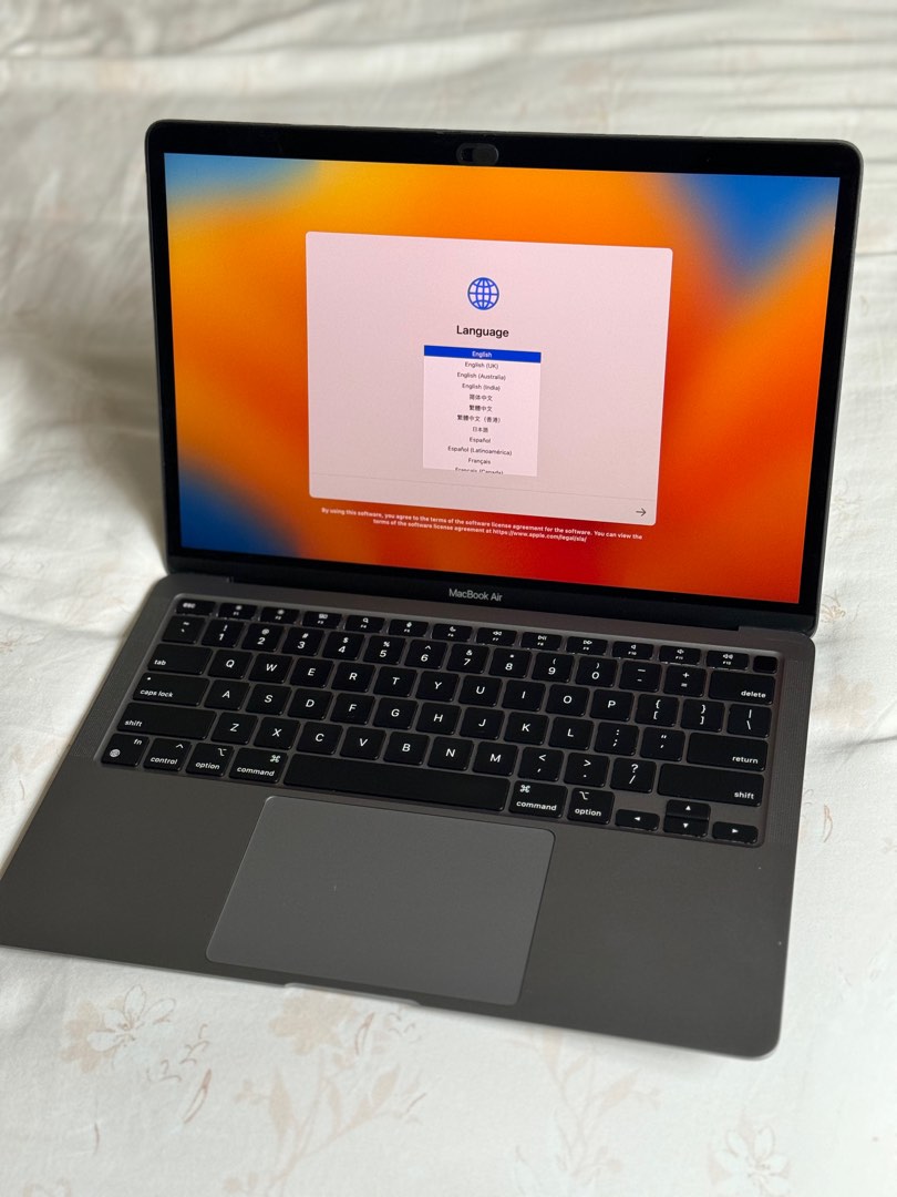 MacBook Air M1 8GB 13.3 inch 245GB, Computers & Tech
