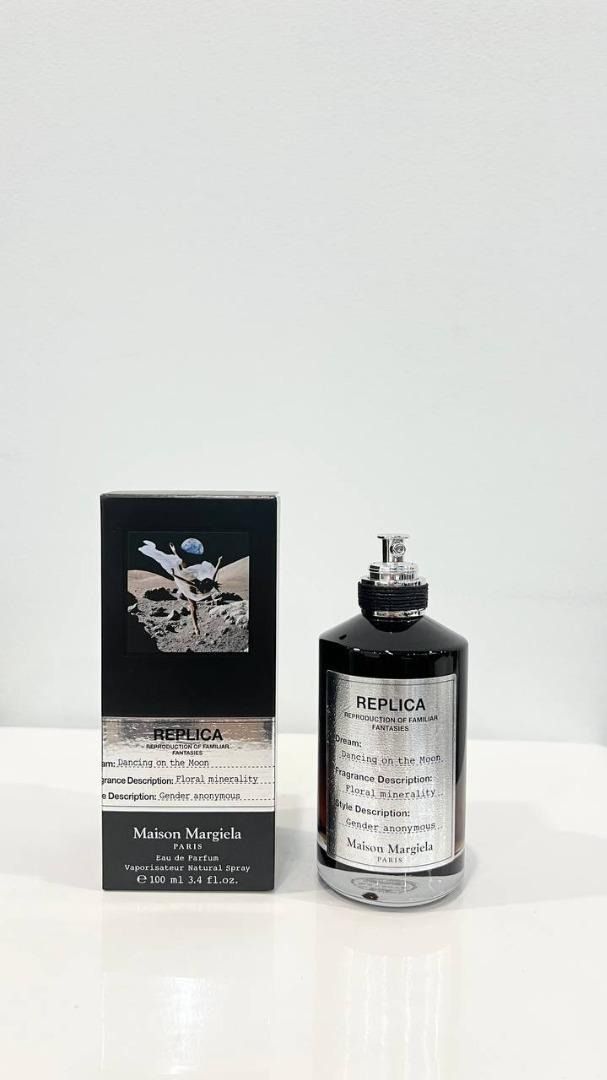 Replica perfume dancing best sale on the moon