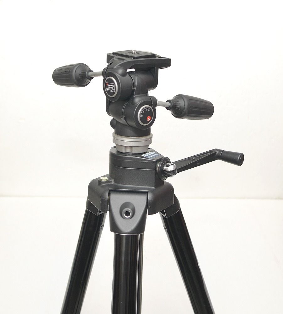Manfrotto 075B Professional Tripod with 804RC2 Head, Photography