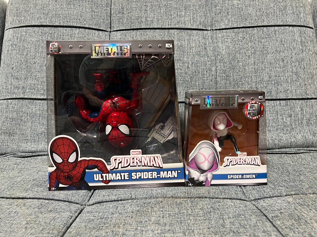 Metals Die Cast (Spider-Man / Spider-Gwen) (Category: Figurines & Statues) located in Marikina City. Submitted by pruwee (Listing ID 1263104955, Image 1). Description: For sale Metals Die Cast 6" Ultimate Spider-Man 4" Spider-Gwen Both sealed; boxes are in good condition Php 2, 000 firm as set Items are in Marikina City Thank you.