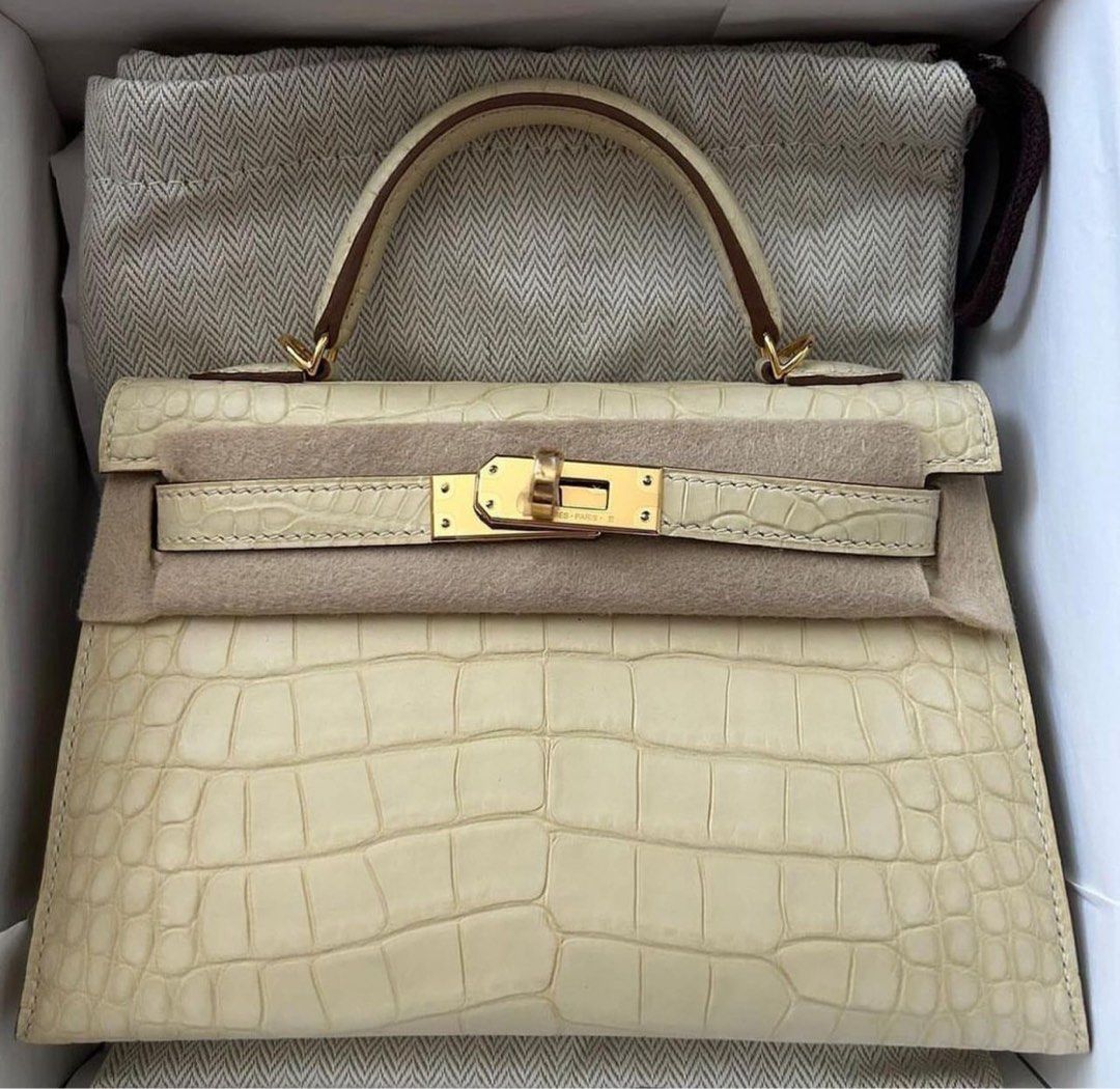 Hermes Kelly Mini Bag, Luxury, Bags & Wallets on Carousell