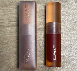 NEW esqa liptint