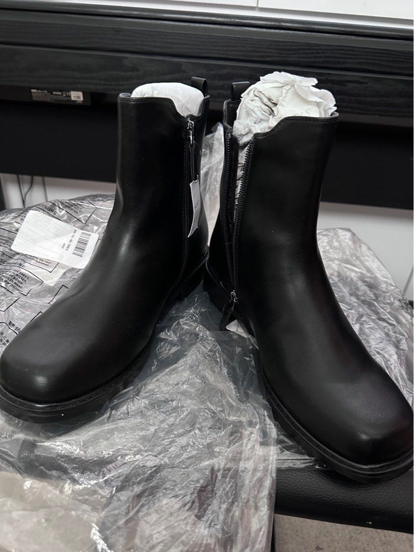 NEXT Chelsea Boots Size 39 UK6 Women s Fashion Footwear Boots