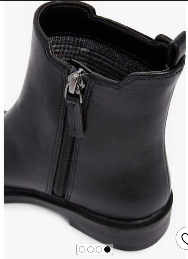 Next dealer boots top
