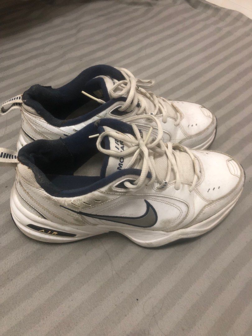 Nike air sales monarch street beat