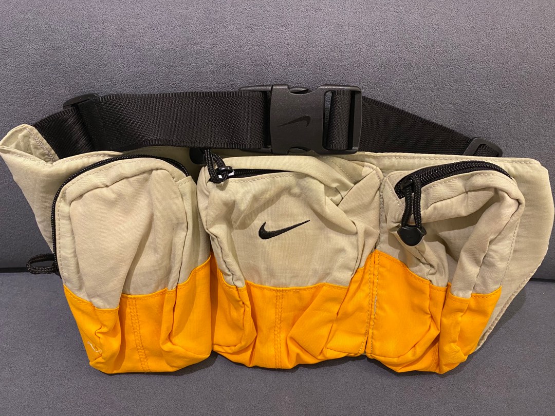 NIKE BELT BAG, Men's Fashion, Bags, Belt bags, Clutches and Pouches on