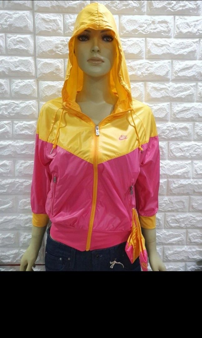 Red blue and outlet yellow nike windbreaker