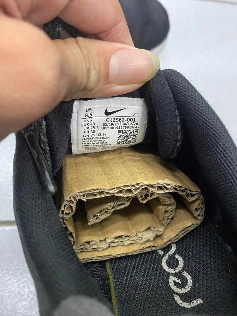 Nike Legend React 3 Black White (Women's) (Category: Sneakers) located in Pasig City. Submitted by bootsoftravel_ph (Listing ID 1263181923, Image 3). Description: Nike Legend React 3 Black White (Women's) Used - Good FOR SALE No box Issue: used Very Good condition Price 1,800 size 8.5us Can do meetups; Pasig, Mandaluyong, Marikina, Manila, Taguig, Taytay, Cainta *Could also do shipping(lalamove) Jrs. Lbc.