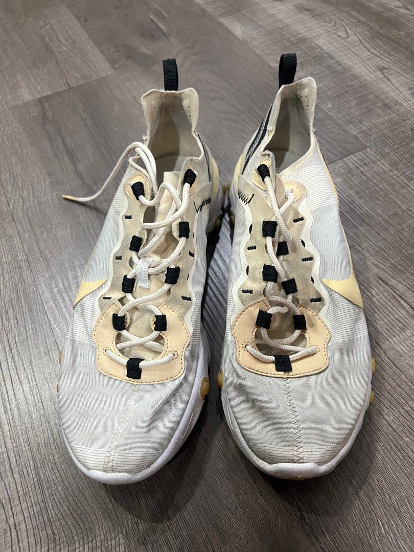 Nike react (Category: Sneakers) located in Singapore. Submitted by dheebikes (Listing ID 1263104310, Image 3). Description: .