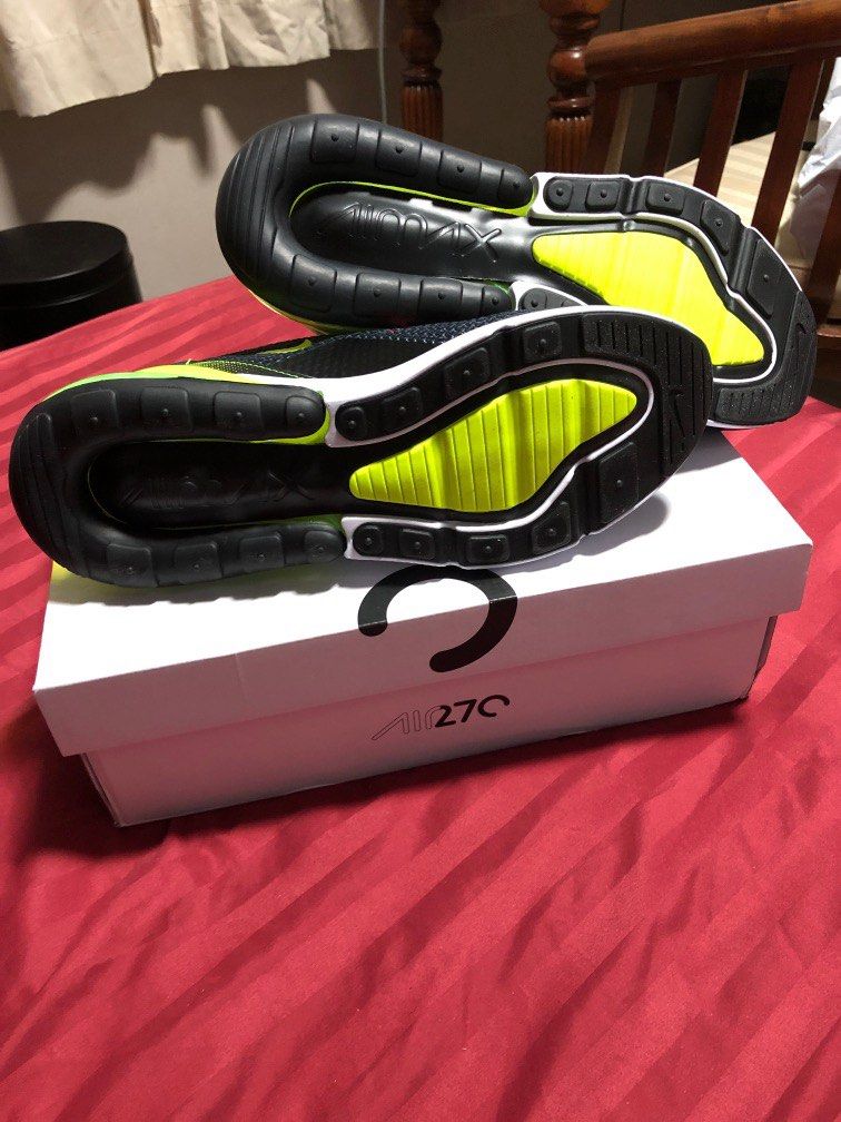 Nike sneakers 270, Men's Fashion, Footwear, Sneakers on Carousell