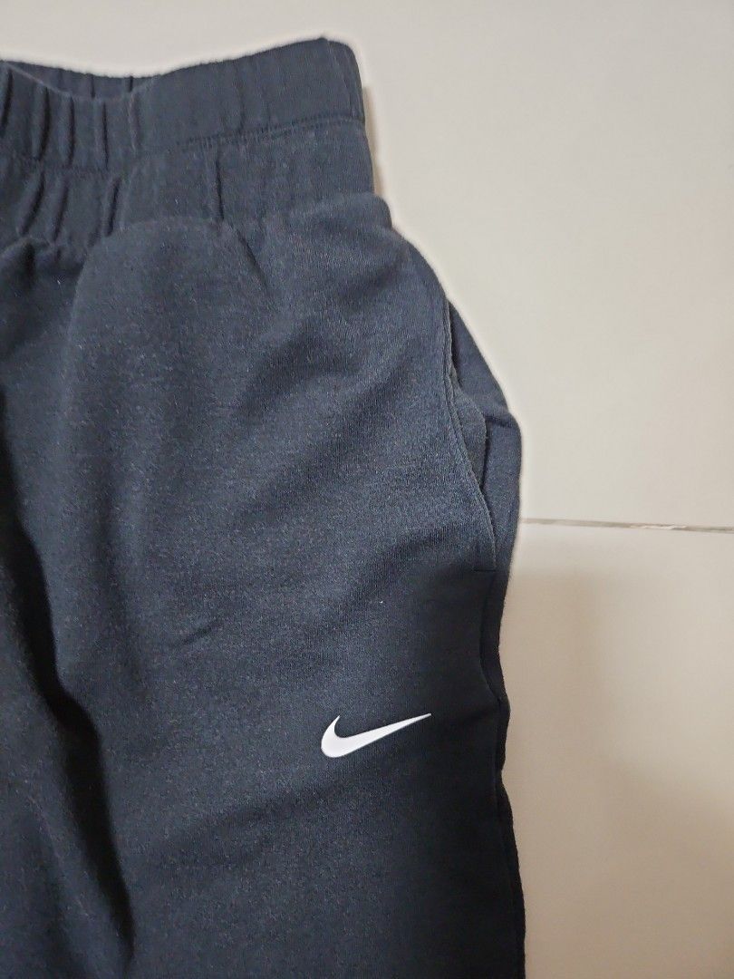 Nike sweatpants store with pockets