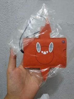 Nintendo Pokemon Sword and Shield Limited Edition Card Holder / Bag Tag