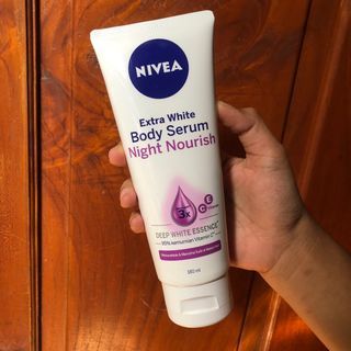 Nivea Extra White Body Serum Night Nourish 180ml