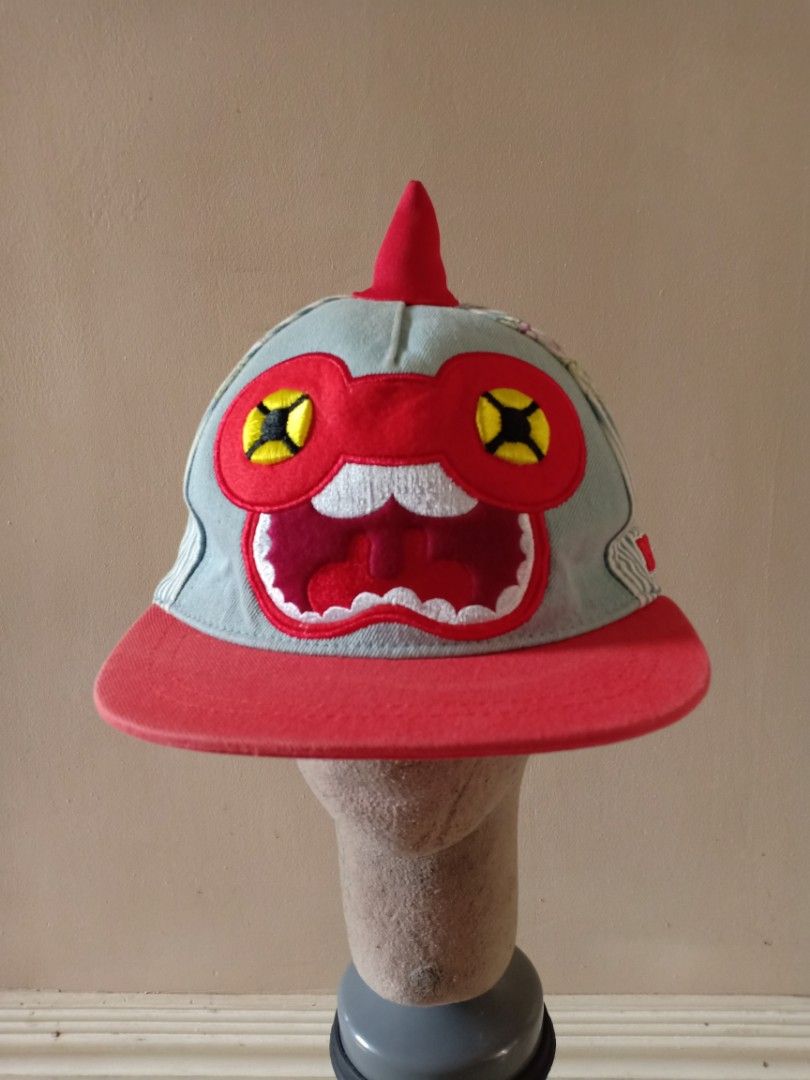 Original Elstinko Rusty Cap Adult (Category: Caps & Hats) located in Binangonan. Submitted by stufflikedat (Listing ID 1263077709, Image 2). Description: Original ELSTINKO RUSTY snapback cap adjustable adult size in very good condition all embroidery, tags complete for 600 Add for shipping.
