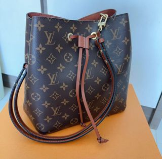 🔥BNIB - LV Loop Bag 2022 new - M81098 🎁, Luxury, Bags & Wallets on  Carousell