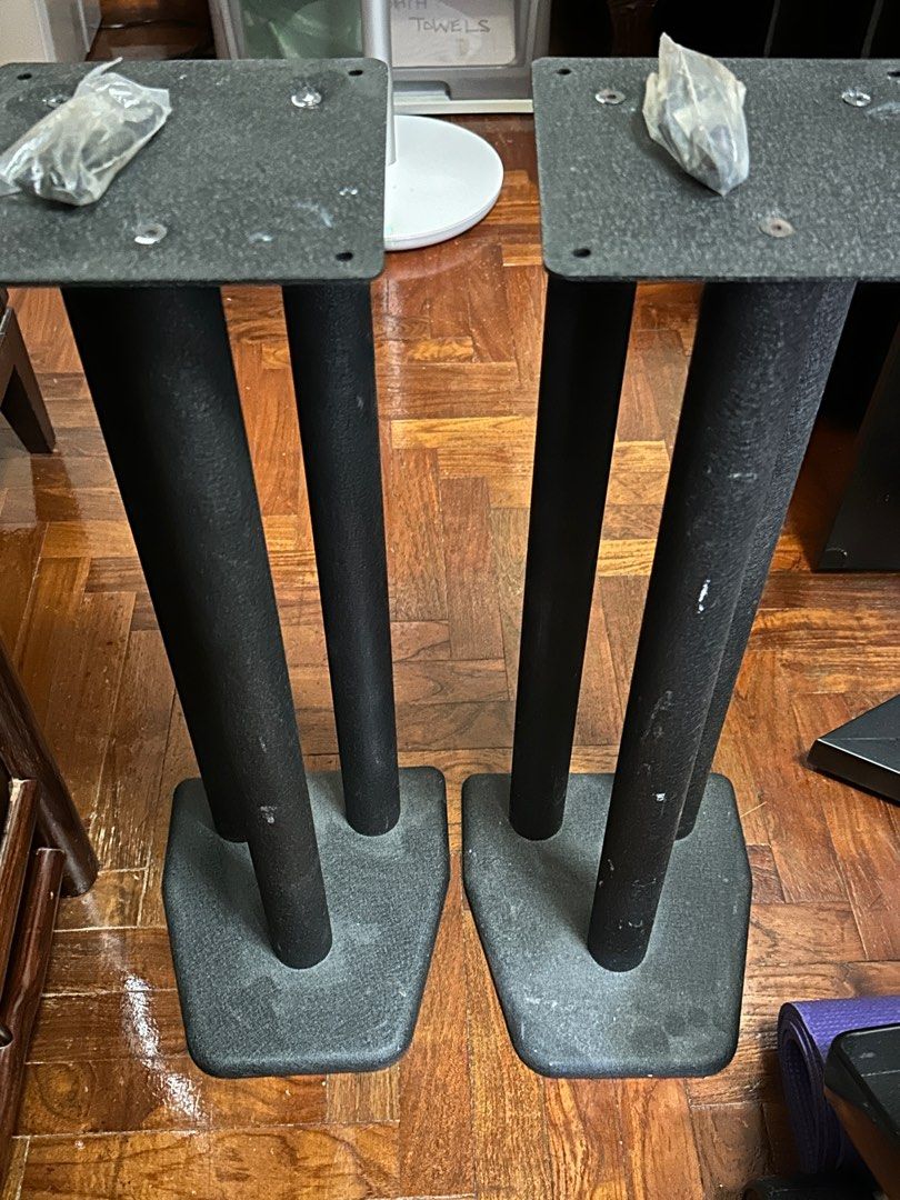 Pair of 60cm high speaker stands. Spikes included, Audio, Other Audio
