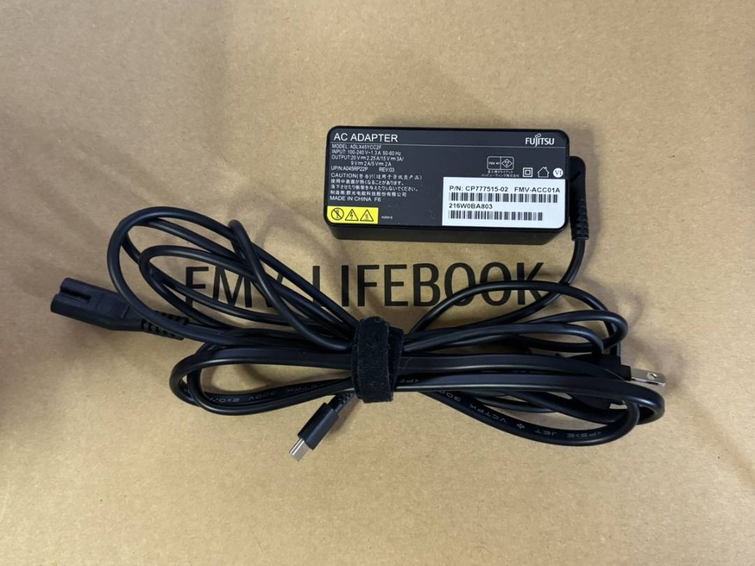 PC LIFEBOOK UH-X/F3 Core i7 1165G7 FUJITSU , 電腦＆科技, 手提電腦