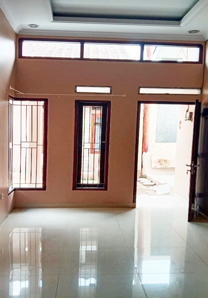 rumah_dijual_di_jagakarsa_jaka_1698734642_65addcb1_progressive