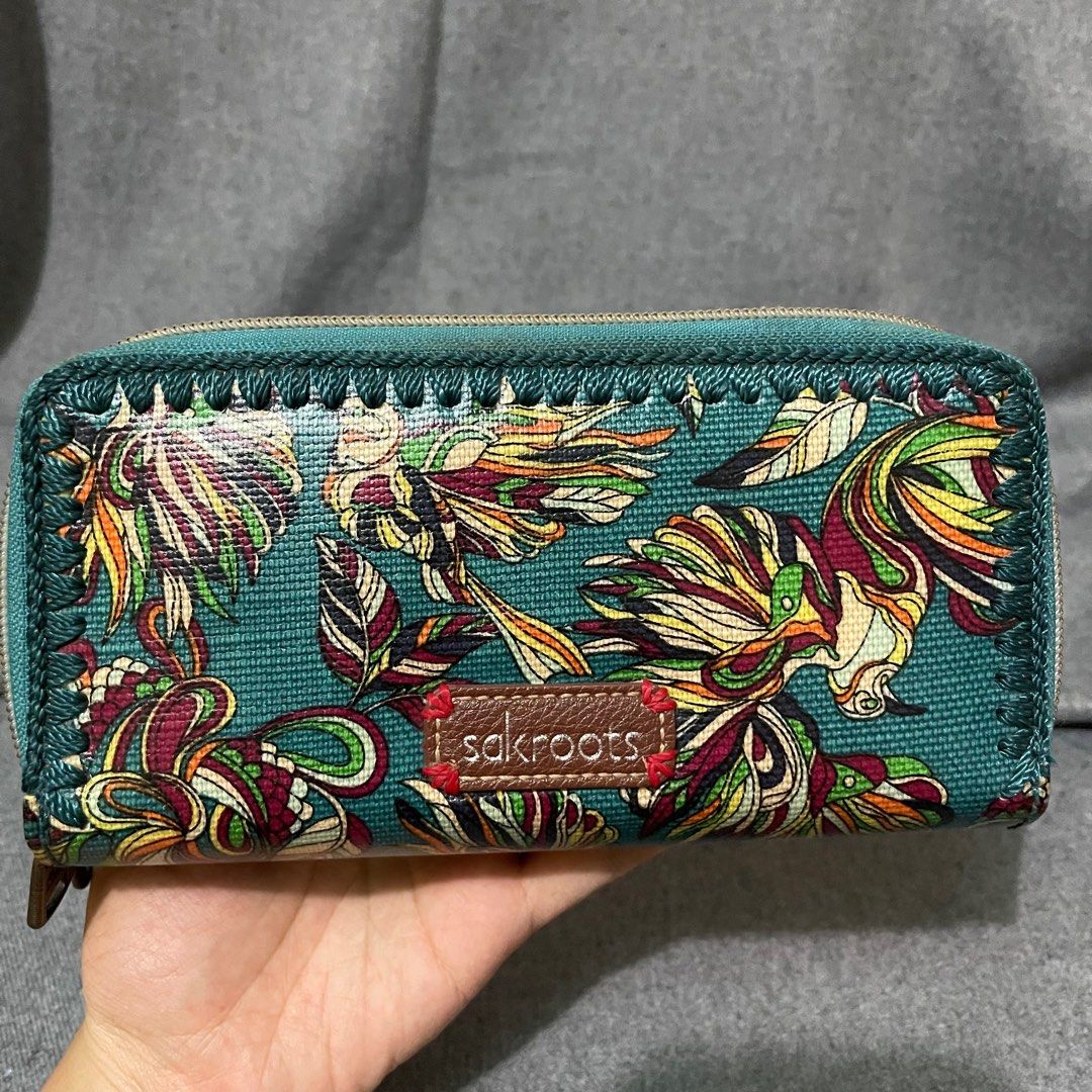 Sakroots best sale wallet purse