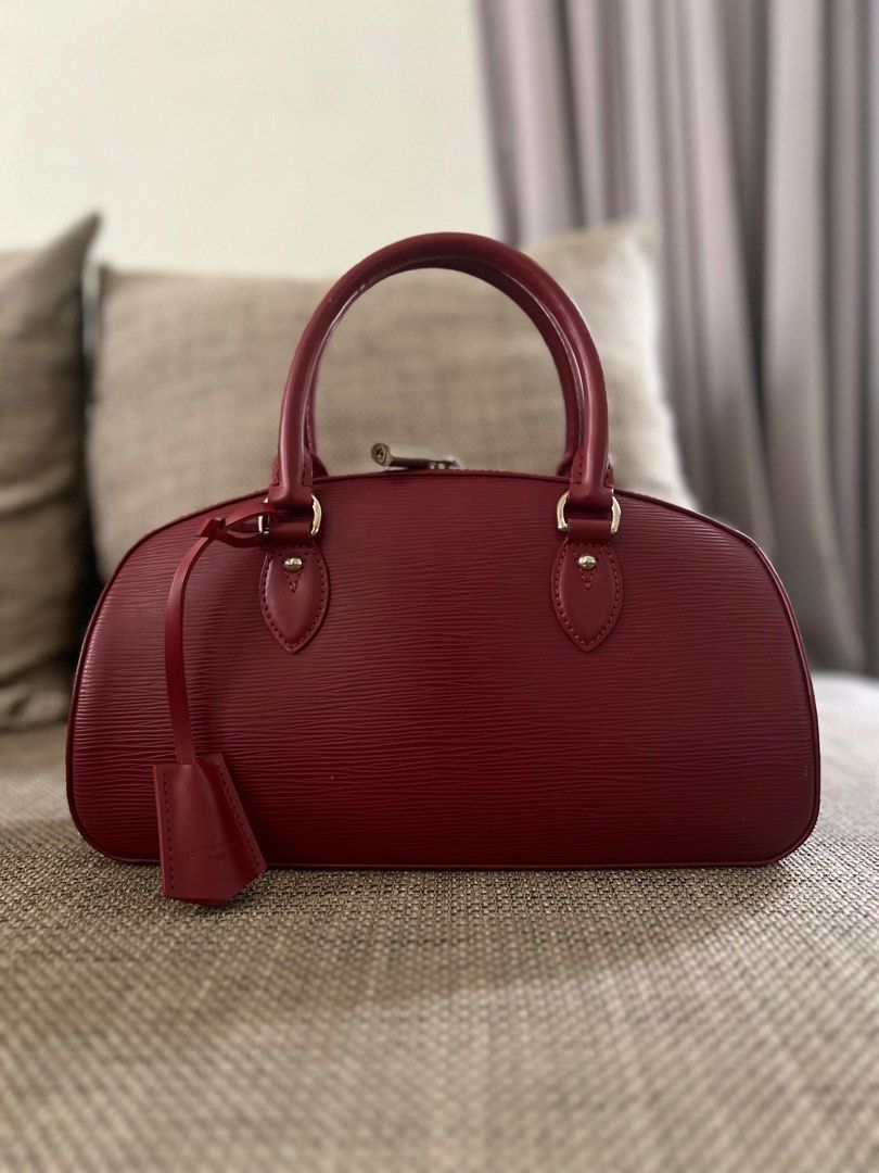 Louis Vuitton Jasmin Red Epi Bag Leather ref.269752 - Joli Closet