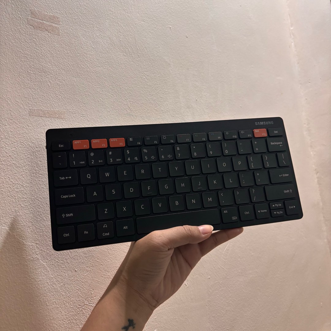 Samsung Keyboad Samsung Smart Keyboard Trio 500, Computers & Tech, Parts & Accessories ...