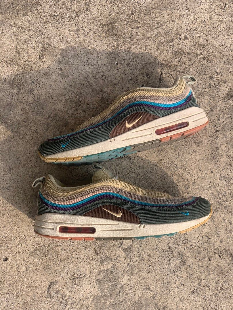 Sean Wotherspoons 97s (Category: Sneakers) located in Davao. Submitted by 97whitehouse (Listing ID 1263181415, Image 3). Description: Sean Wotherspoons 97s Excellent condition Unsure of authenticity No issues No Box Can provide more pics.