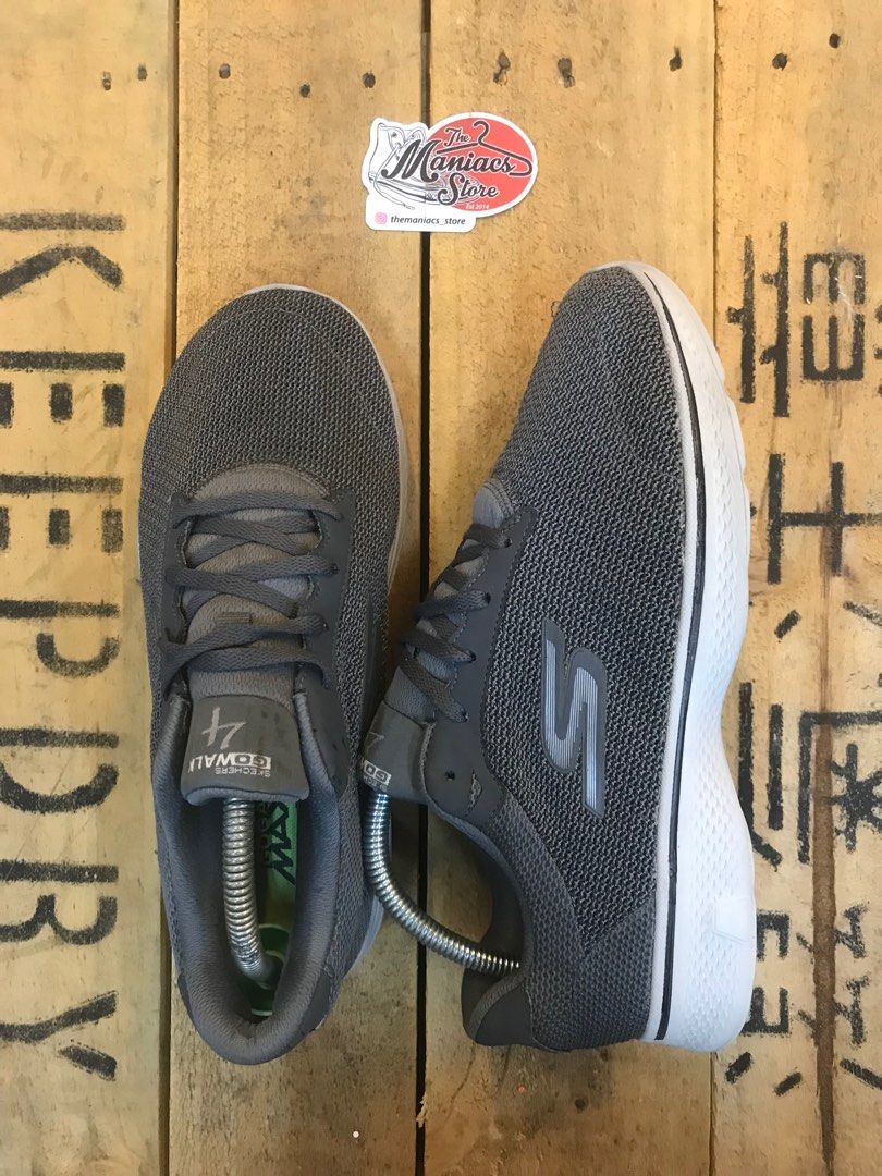Skechers GoWalk 4 size 8uk Men s Fashion Footwear Sneakers on