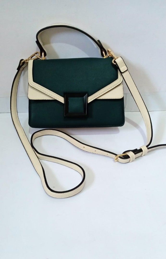 Sling Bag Dusto, Fesyen Wanita, Tas Dompet di Carousell