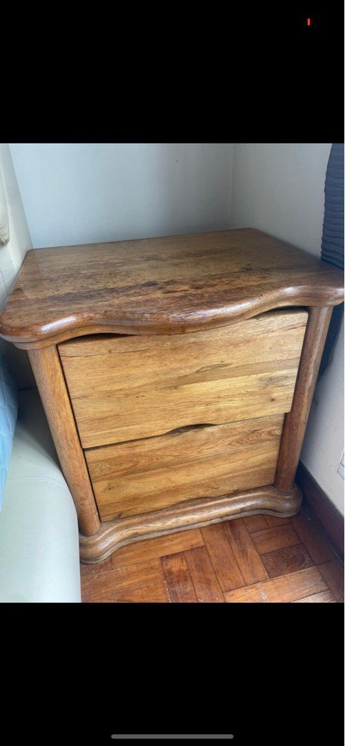 Solid bedside table (Category: Other Home Furniture) located in Singapore. Submitted by sarah2929 (Listing ID 1263119820, Image 3). Description: .