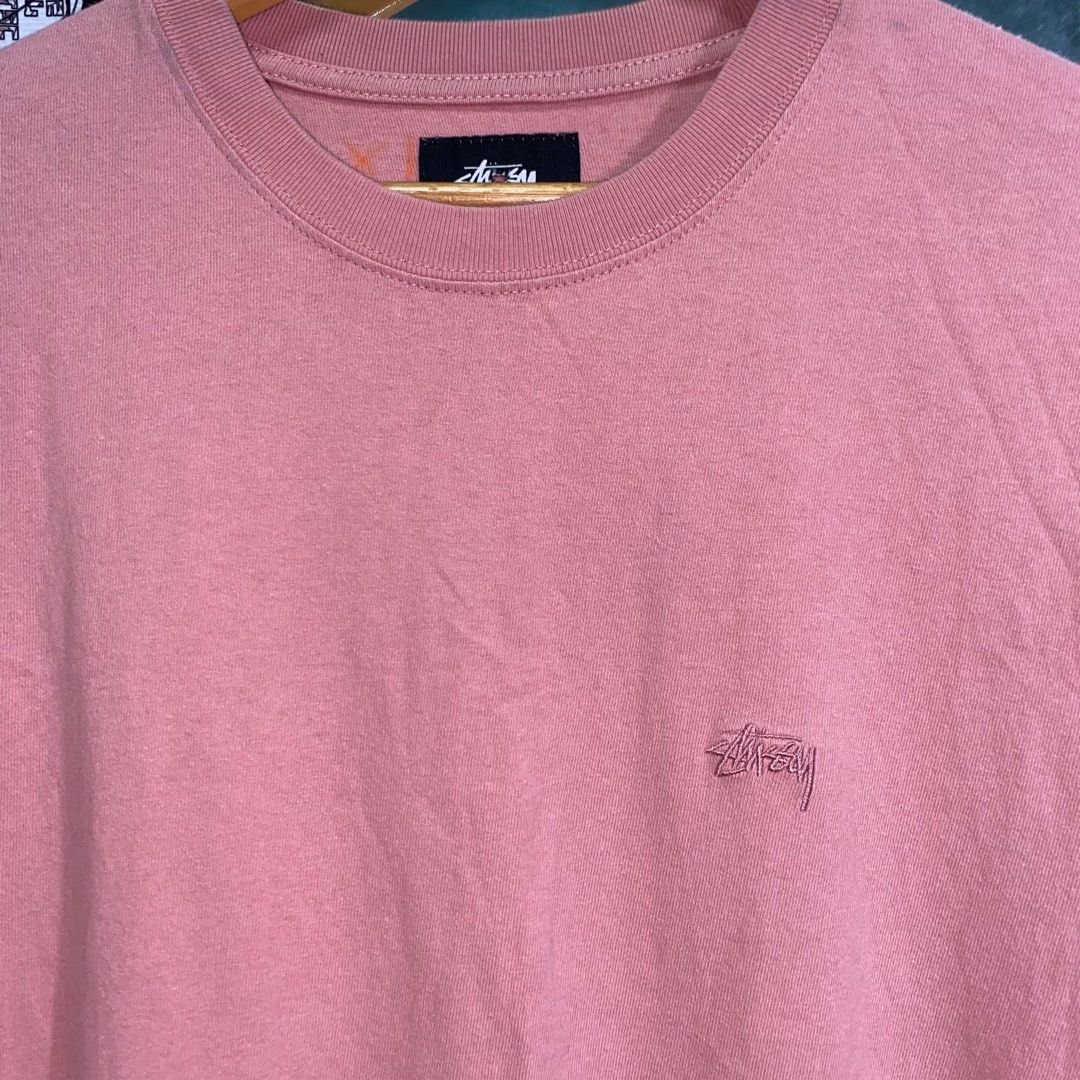 Stussy embroidered logo shirt (Category: Tshirts & Polo Shirts ) located in Taguig. Submitted by unclesource (Listing ID 1263168880, Image 2). Description: 30.3” x 22.4” VGC.