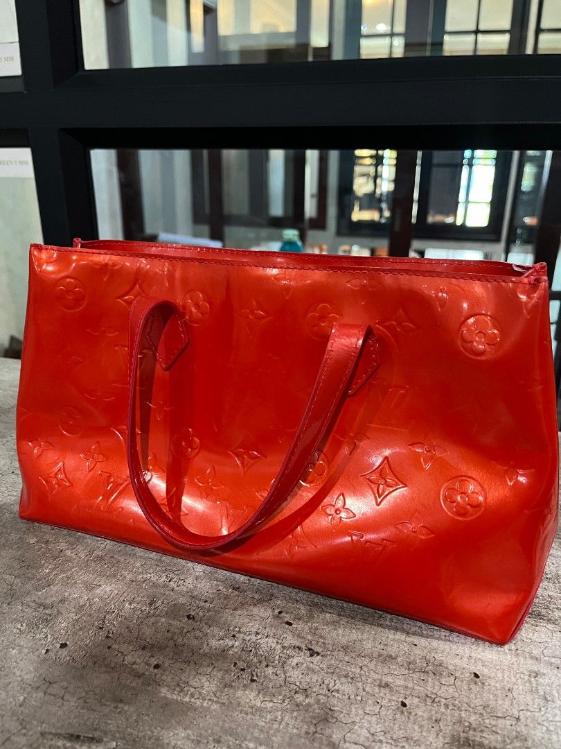 Tas Louis Vuitton Asli Tak Pernah Pakai Logo Warna Merah