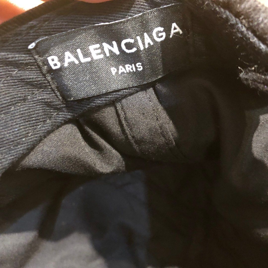 balenciaga ville top handle thn 2018 with booklet tag entrupy controllato,  Barang Mewah, Tas & Dompet di Carousell