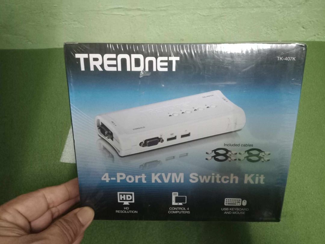 4-Port USB KVM Switch Kit - TRENDnet TK-407K