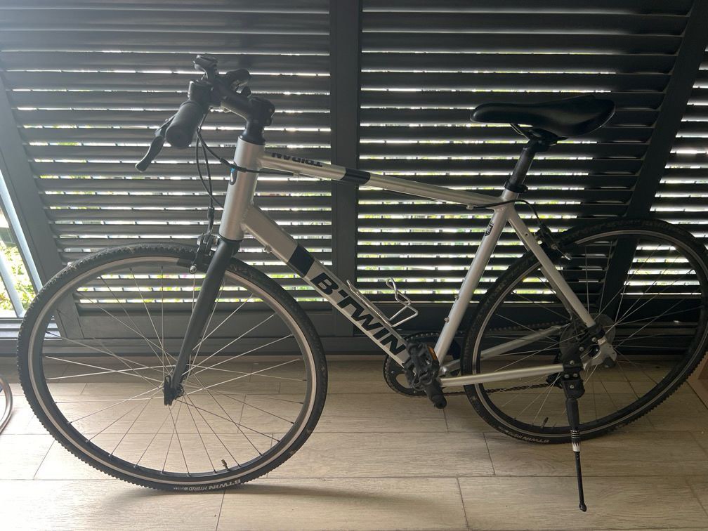 Triban hybrid sales