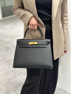 A BLACK CALF BOX LEATHER SELLIER KELLY 28 WITH GOLD HARDWARE, HERMÈS, 1993